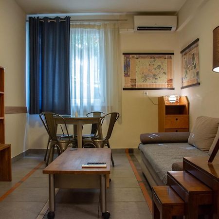 Handcrafted Unique Flat, 200M From The Acropolis Athènes Extérieur photo